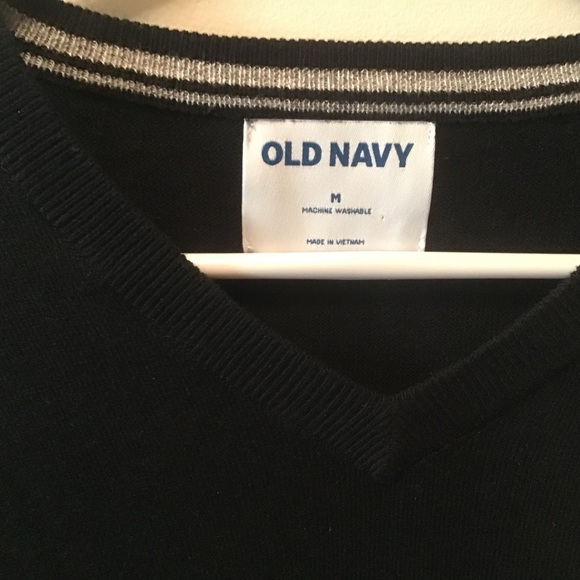 2 Men’s Medium Sweaters Black & Maroon - Picture 3 of 5